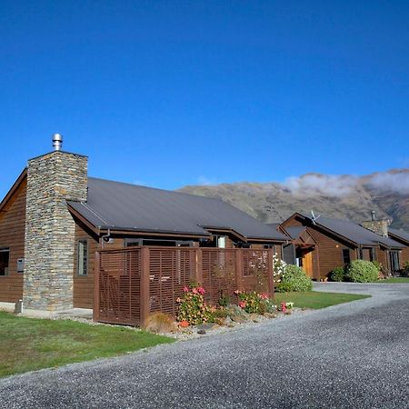 Heritage Village - Villa #5 Wanaka Buitenkant foto